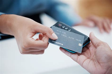 nfc record credit card information distance|nfc scanning distance.